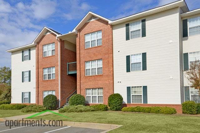 Photo of EDGEWOOD PARK APARTMENTS at 2671 N COLUMBIA ST MILLEDGEVILLE, GA 31061