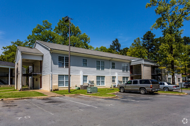 Photo of HUNTINGTON PLACE APTS. Affordable housing located at 43 WARREN DR LITTLE ROCK, AR 72209