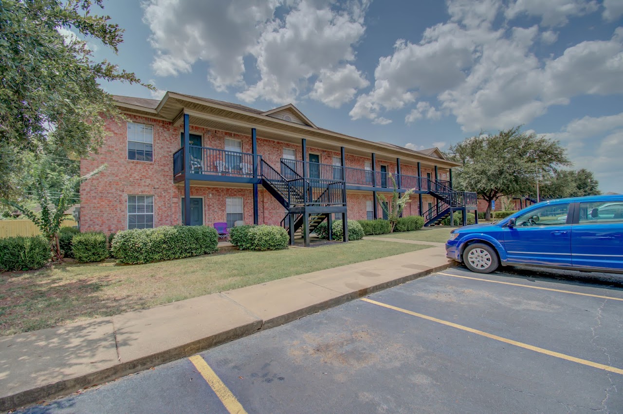 Photo of CHATEAU APTS. at 4806 SHED ROAD BOSSIER CITY, LA 71067