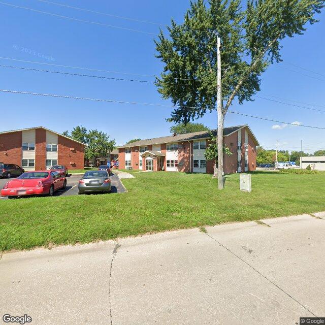 Photo of MAPLE RIDGE APTS. Affordable housing located at 3700 FIFTH ST ROCK ISLAND, IL 61201