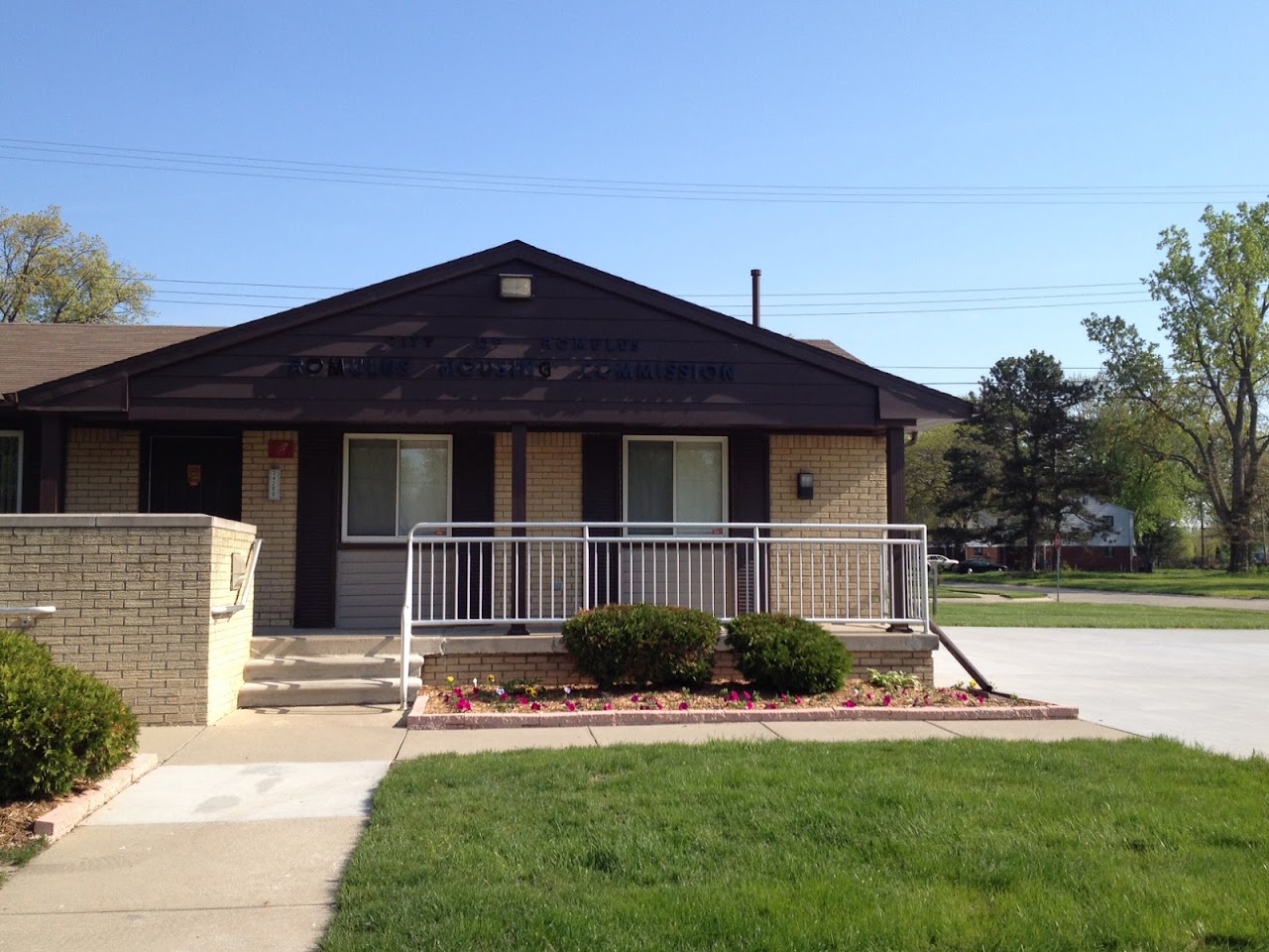 Photo of Romulus Housing Commission. Affordable housing located at 34200 BEVERLY Road ROMULUS, MI 48174