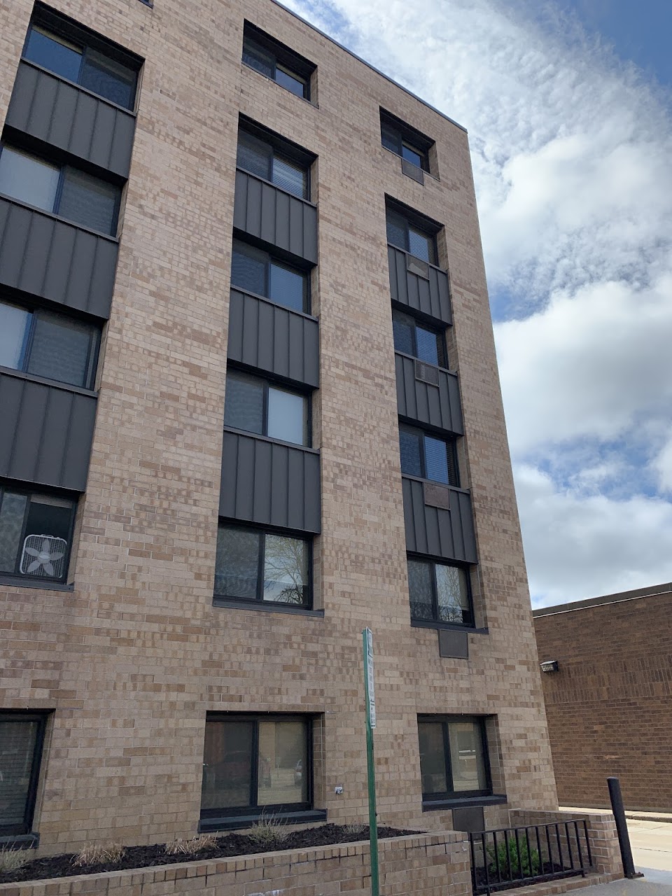 Photo of WINHAVEN APARTMENTS. Affordable housing located at 104 MAIN ST WINONA, MN 55987