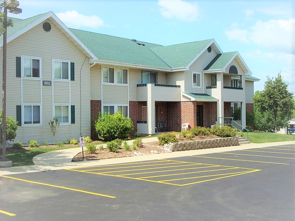 Photo of CITY VIEW APTS at 2021 BARTON AVE WEST BEND, WI 53090