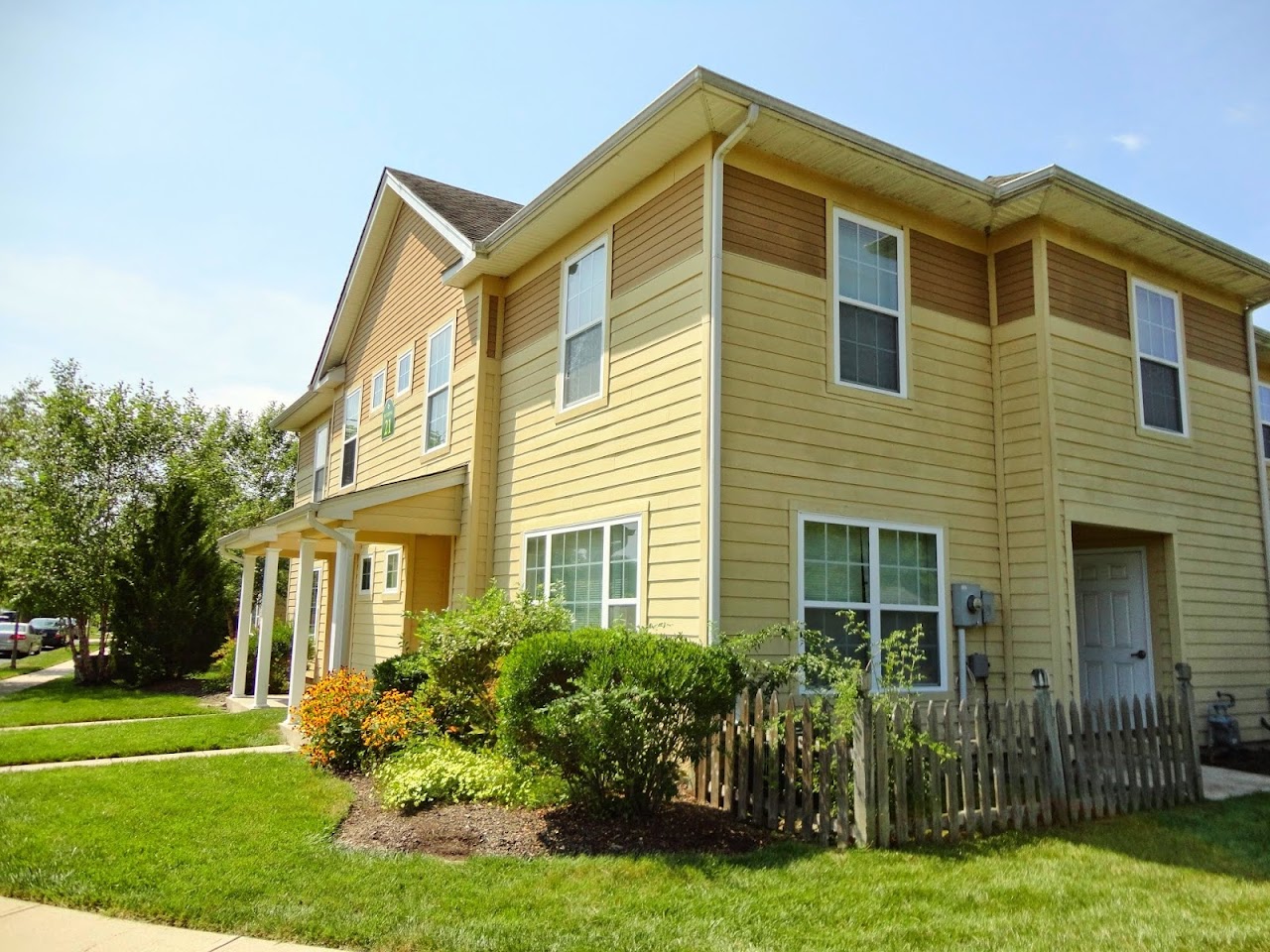 Photo of EASTAMPTON TOWN CENTER. Affordable housing located at 25 SAWYERS AVE EASTAMPTON TOWNSHIP, NJ 08060