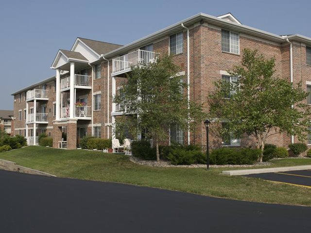 Photo of PARKWAY HIGHLANDS APTS. Affordable housing located at 1945 MILLS ST GREEN BAY, WI 54302
