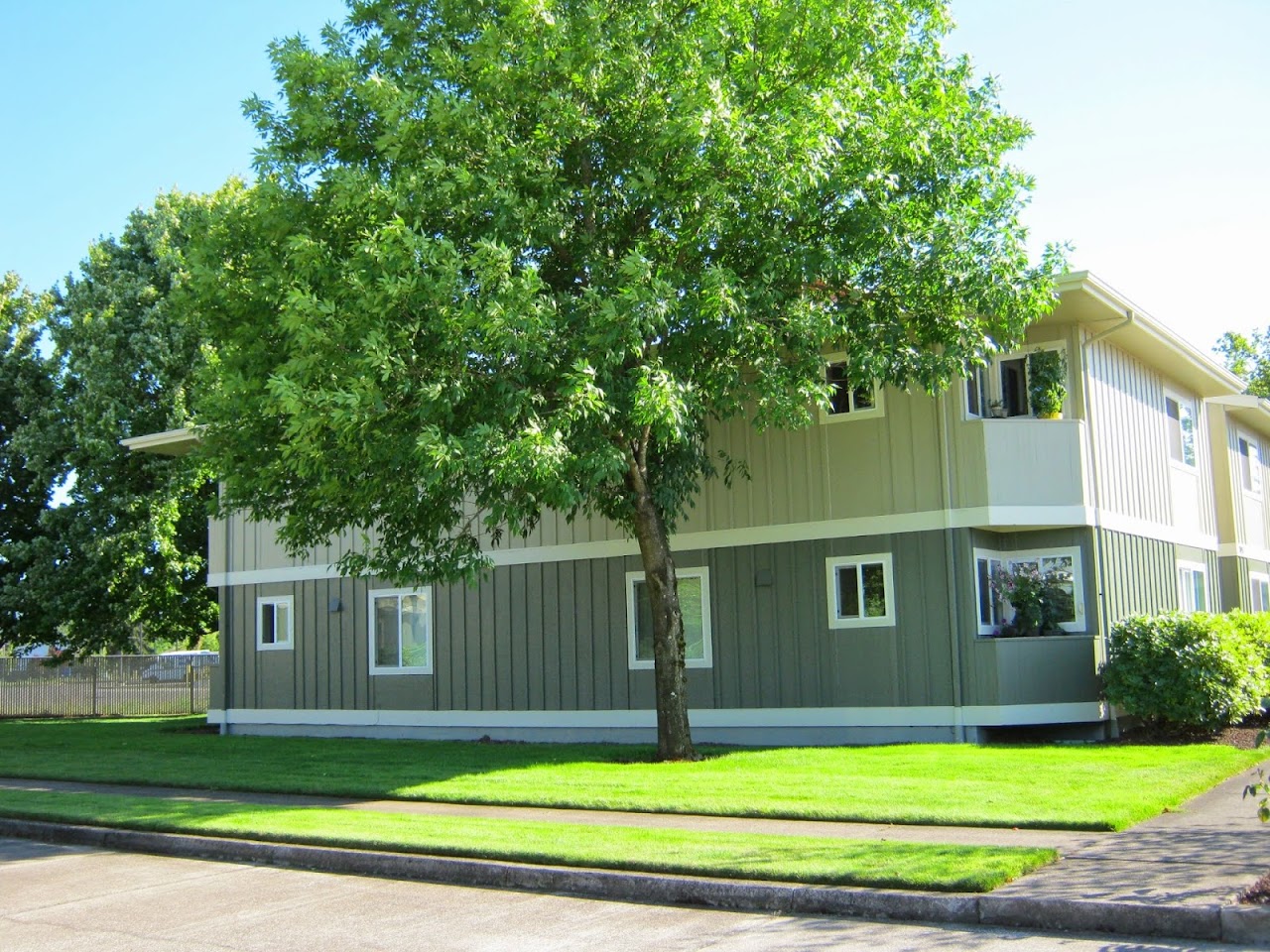 Photo of VILLAGE MANOR. Affordable housing located at 2411 S SECOND ST LEBANON, OR 97355