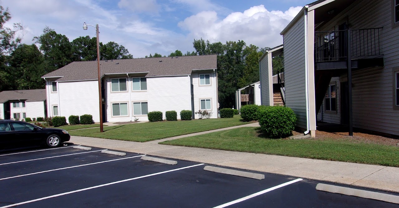 Photo of PENDER SQUARE I. Affordable housing located at 500 BENSON DRIVE TARBORO, NC 27886