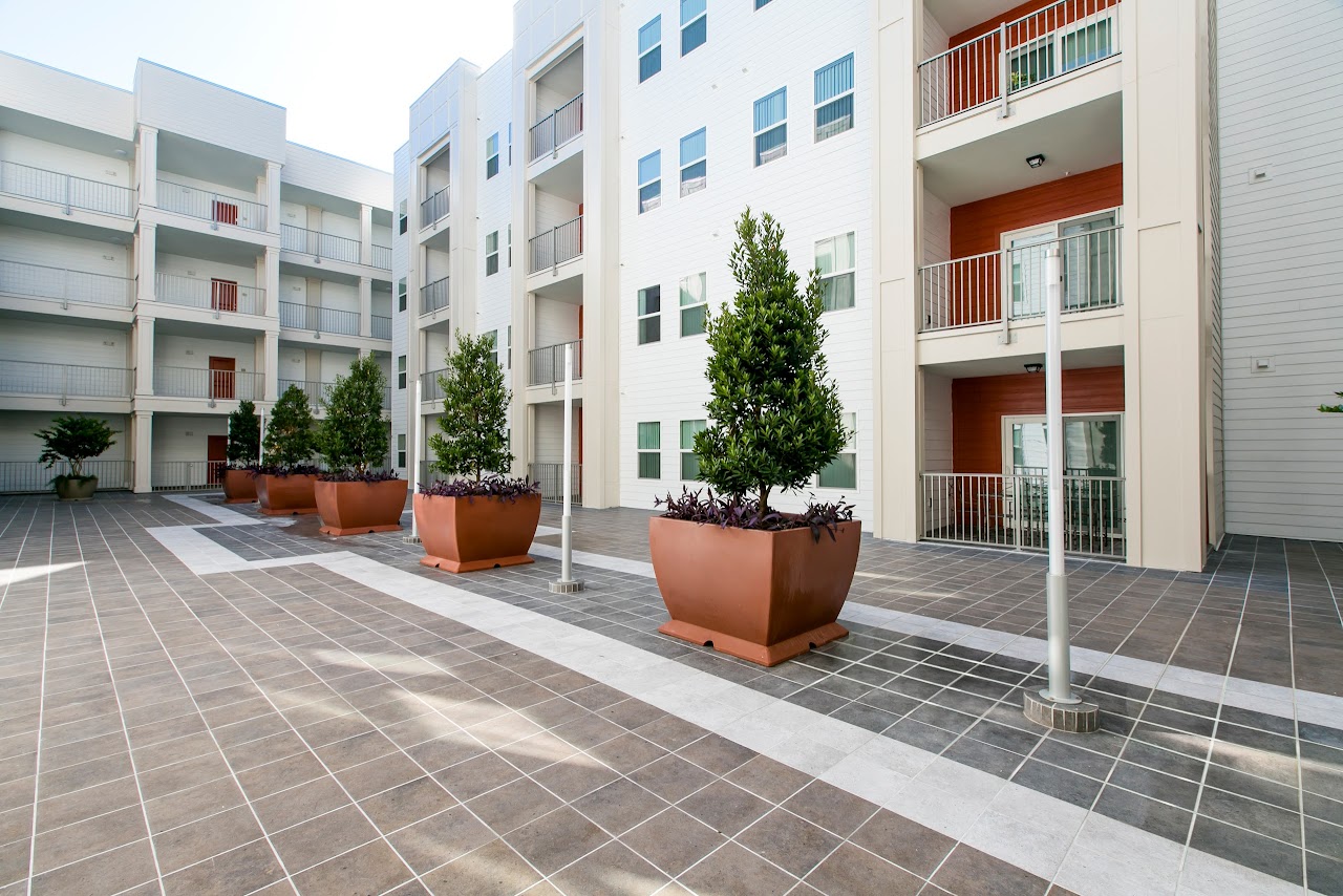 Photo of LEXINGTON COURT. Affordable housing located at 315 WEST CONCORD STREET ORLANDO, FL 32801