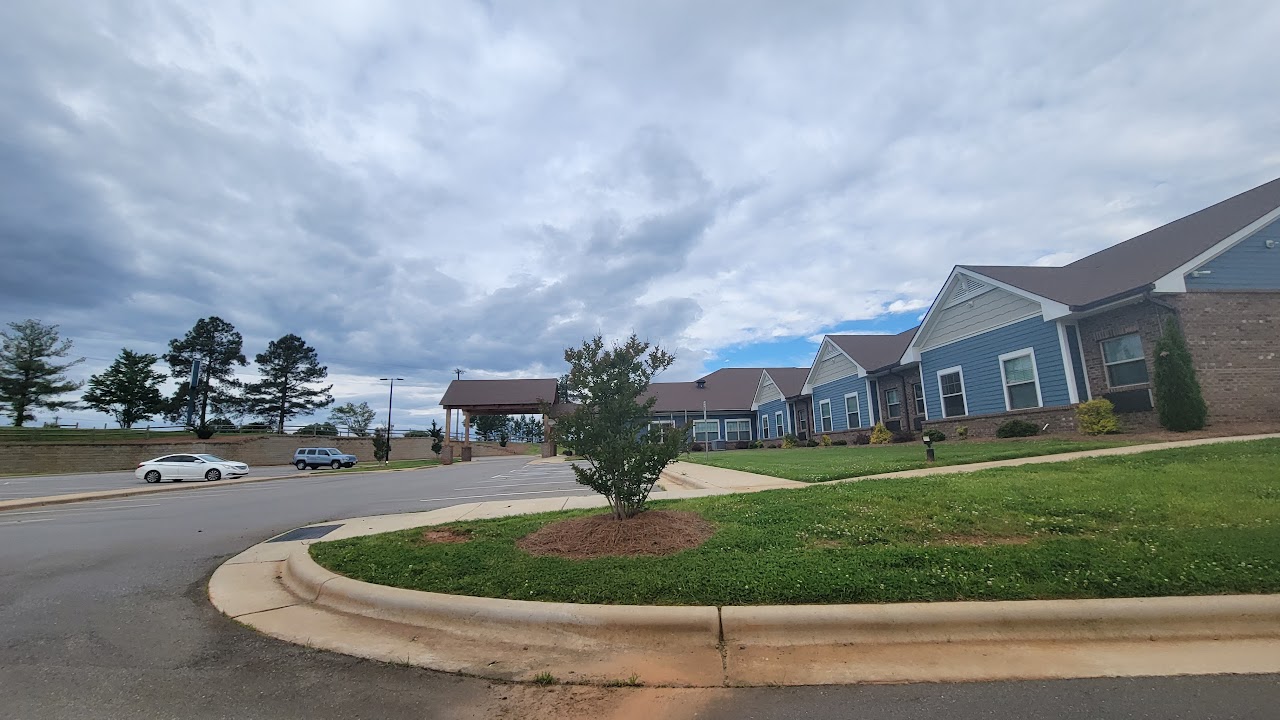 Photo of THE VILLAS AT CHRISTIAN VILLAGE. Affordable housing located at 120 CAMBELL CIRCLE KING, NC 27021