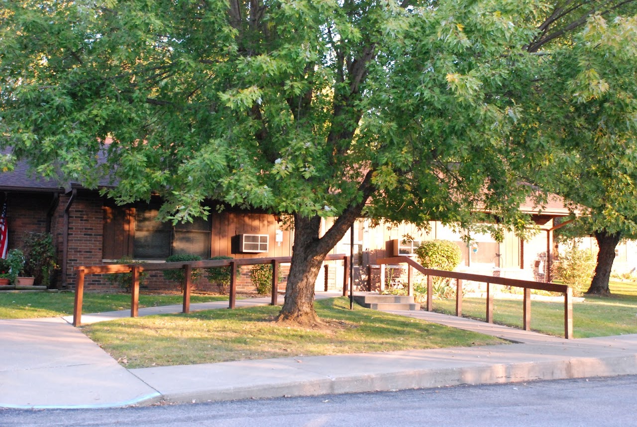 Photo of MEADOW LARK SENIOR APTS. Affordable housing located at 200 S MEADOWLARK LN BLOOMFIELD, IN 47424