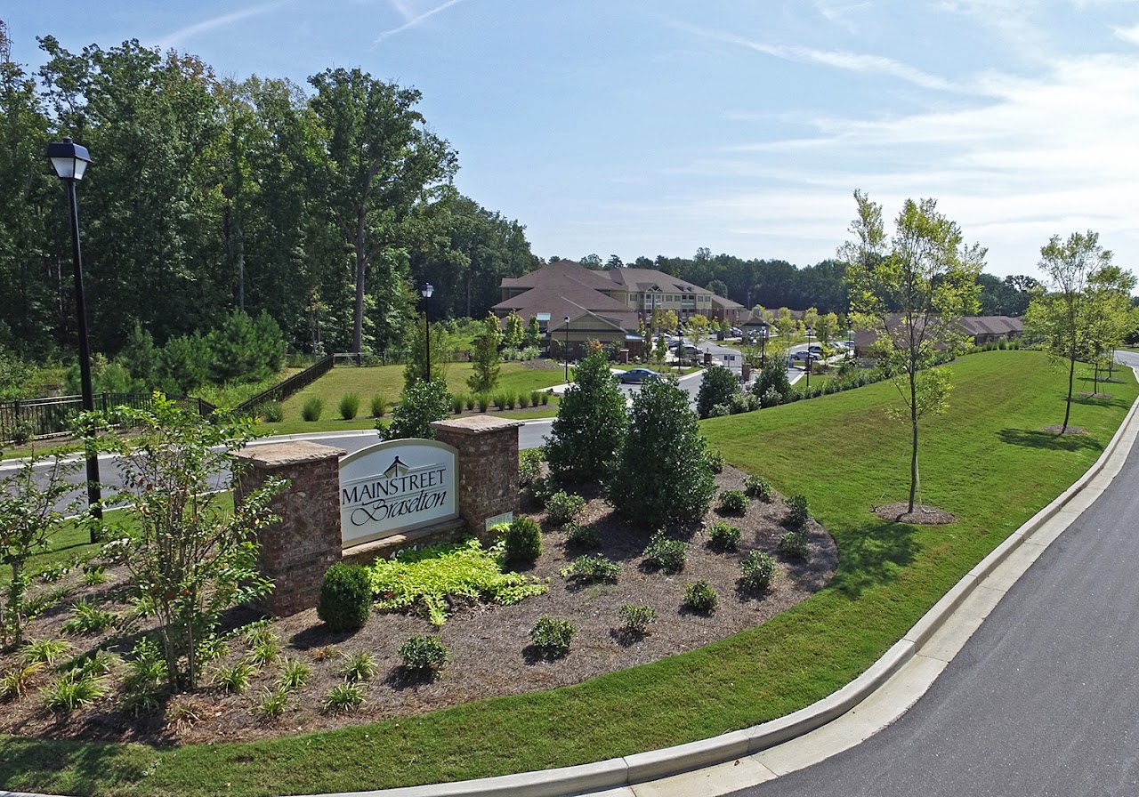 Photo of BRASELTON COURT. Affordable housing located at 1911 HIGHWAY 211 NW HOSCHTON, GA 30548