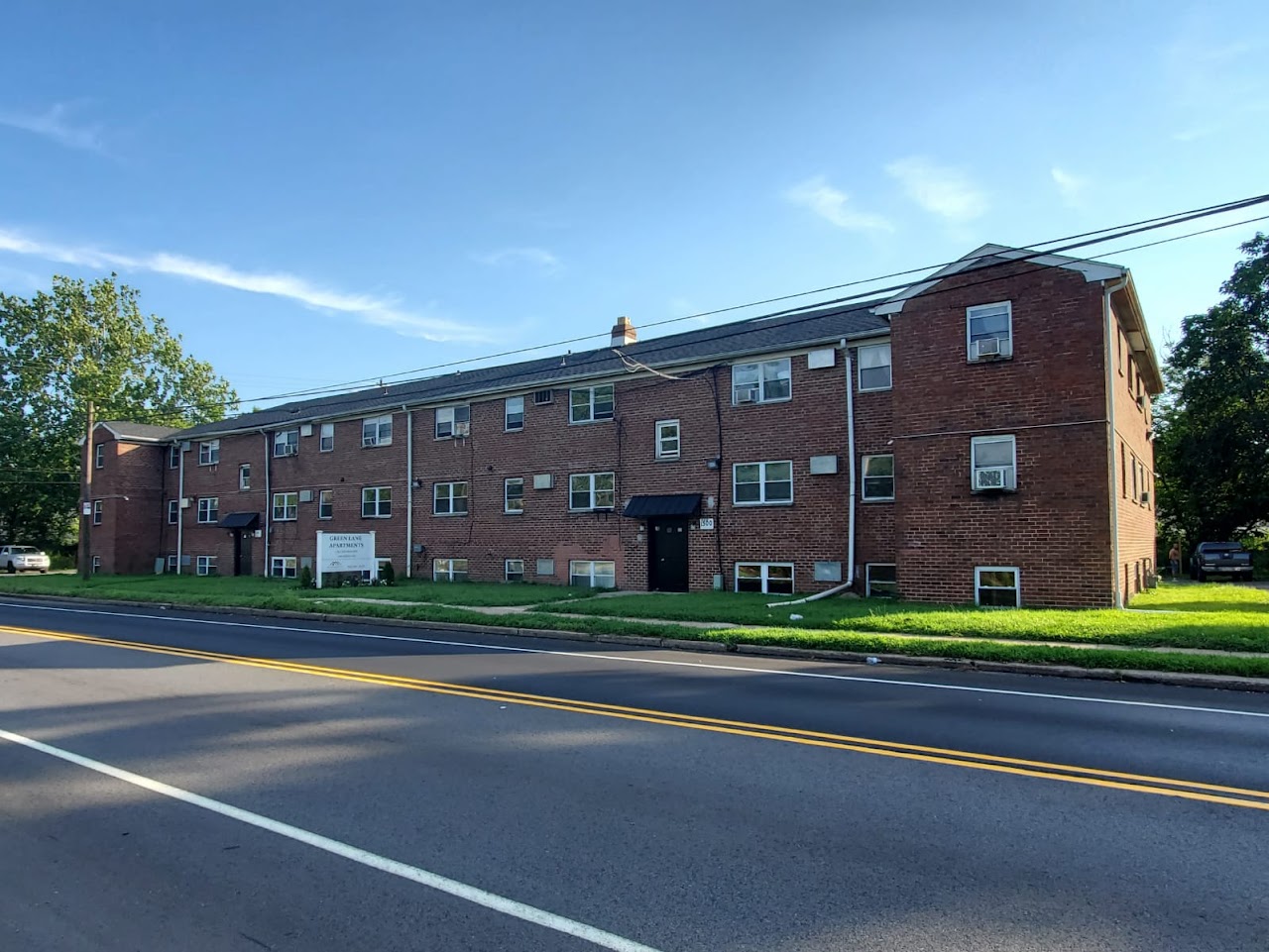 Photo of SILVERLAKE APTS. Affordable housing located at 1227 MARIE LOWE DR BRISTOL, PA 19007