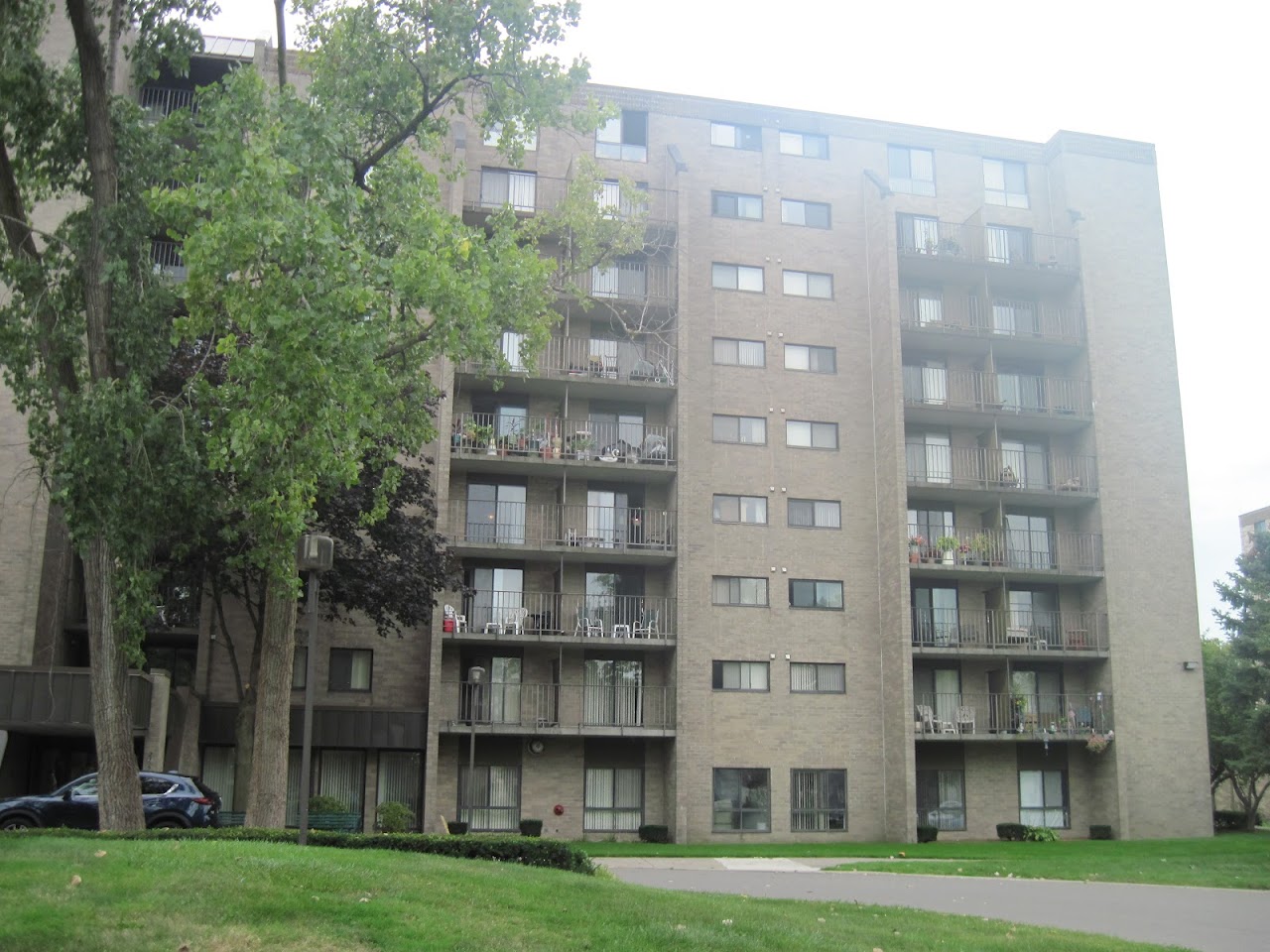 Photo of MADISON III MANOR. Affordable housing located at 27795 DEQUINDRE RD MADISON HEIGHTS, MI 48071