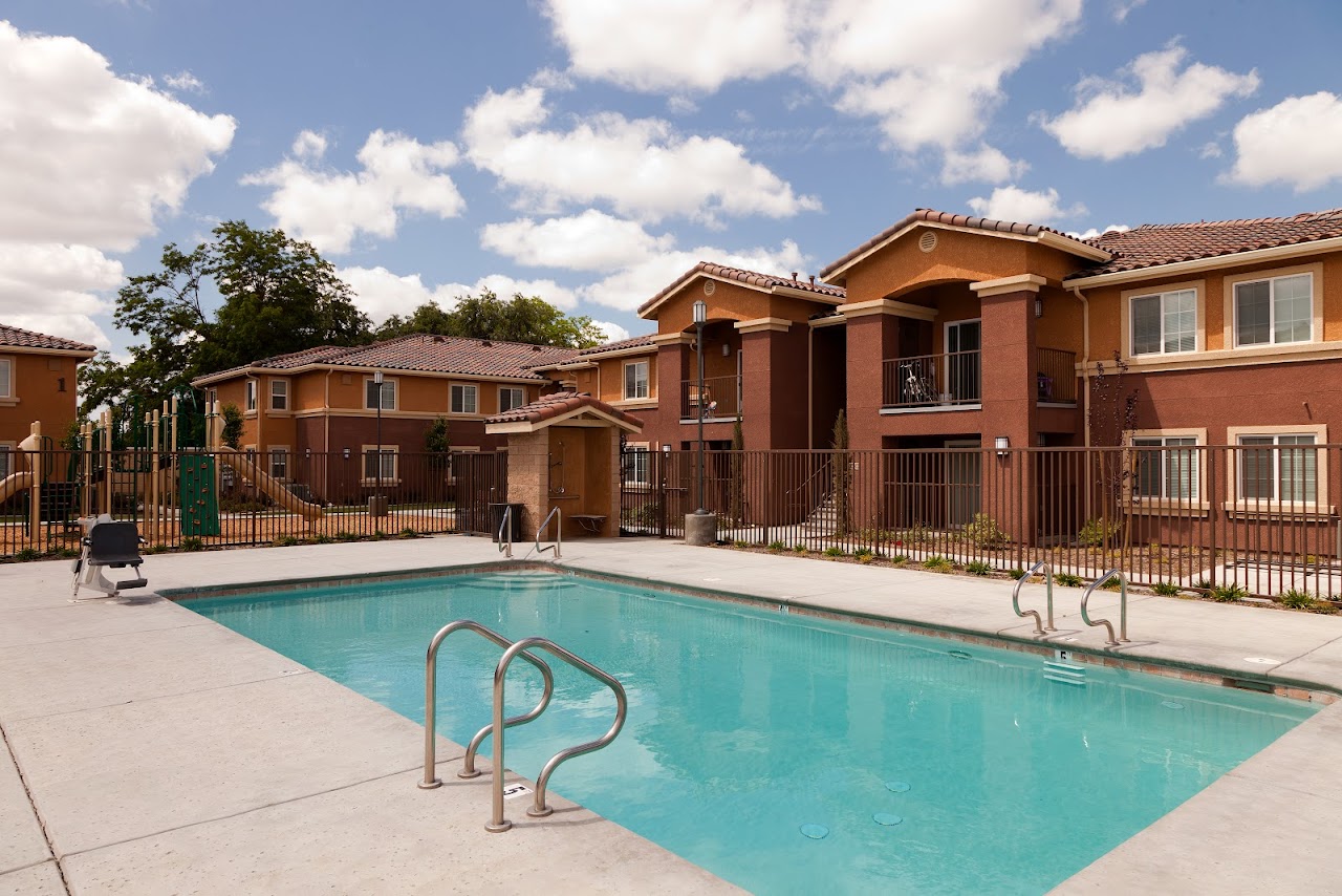 Photo of SIERRA VISTA APT HOMES. Affordable housing located at 1830 DAIRY AVE CORCORAN, CA 93212