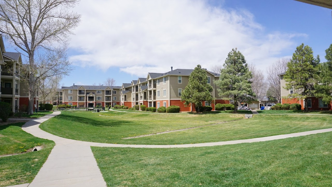 Photo of PEAKVIEW APTS at 601 MERLIN DR LAFAYETTE, CO 80026