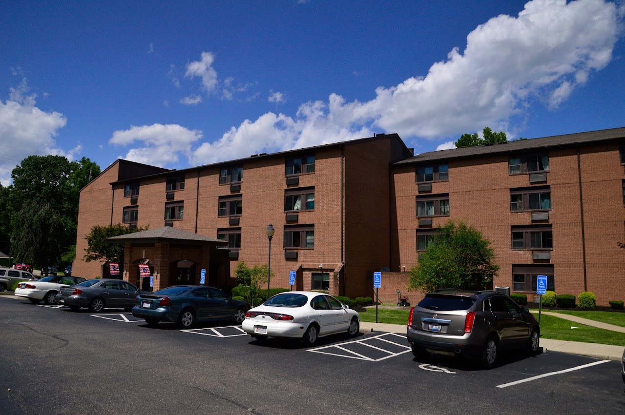 Photo of CAMBRIDGE HEIGHTS APTS. Affordable housing located at 1525 ELM ST CAMBRIDGE, OH 43725