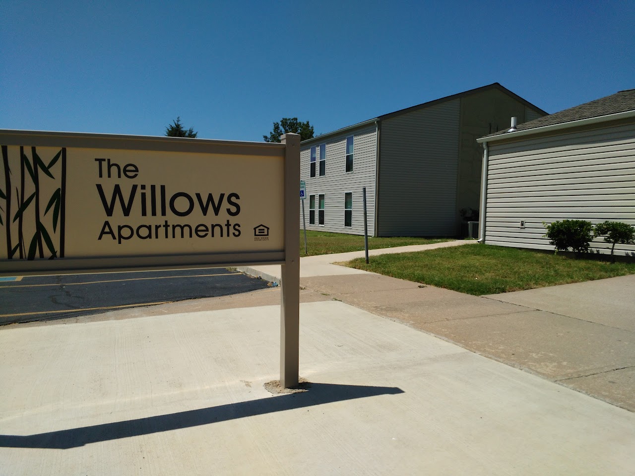 Photo of WILLOW CREEK APTS. Affordable housing located at 5600 HAZEL RD BARTLESVILLE, OK 74006