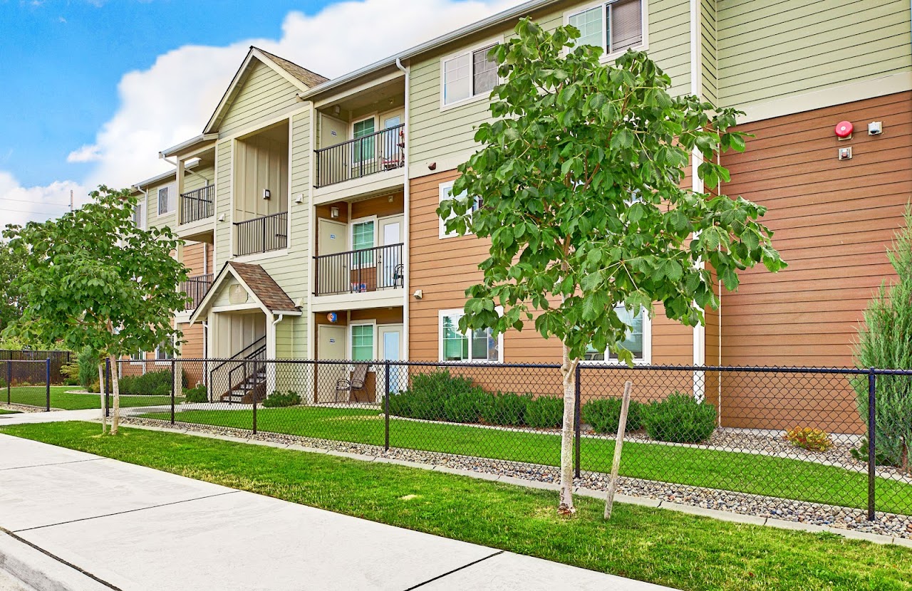 Photo of OAK TRACE. Affordable housing located at 7419 S VERDE TACOMA, WA 98409