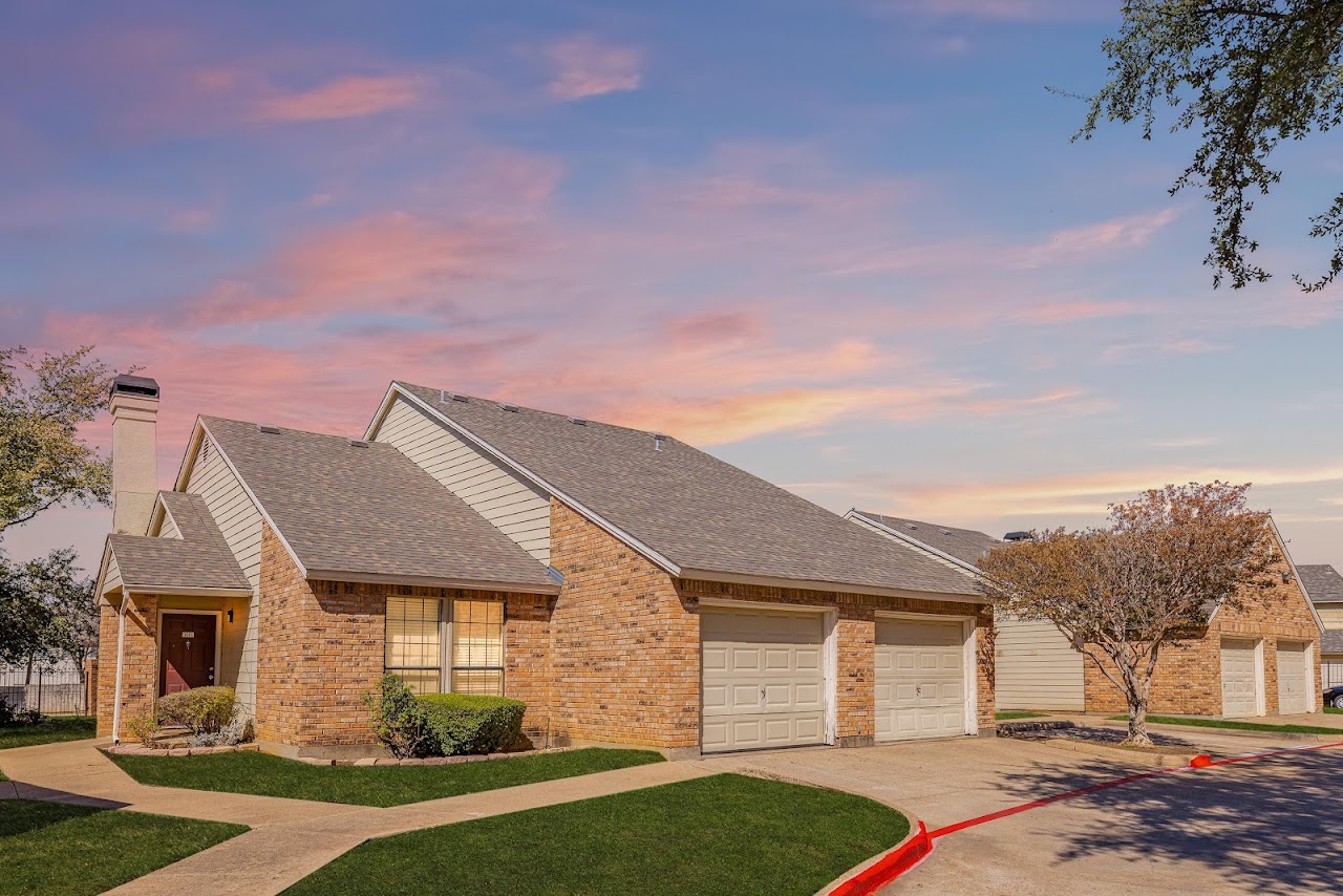 Photo of HILL TOP HOMES. Affordable housing located at 3200 S CTR ST ARLINGTON, TX 76014
