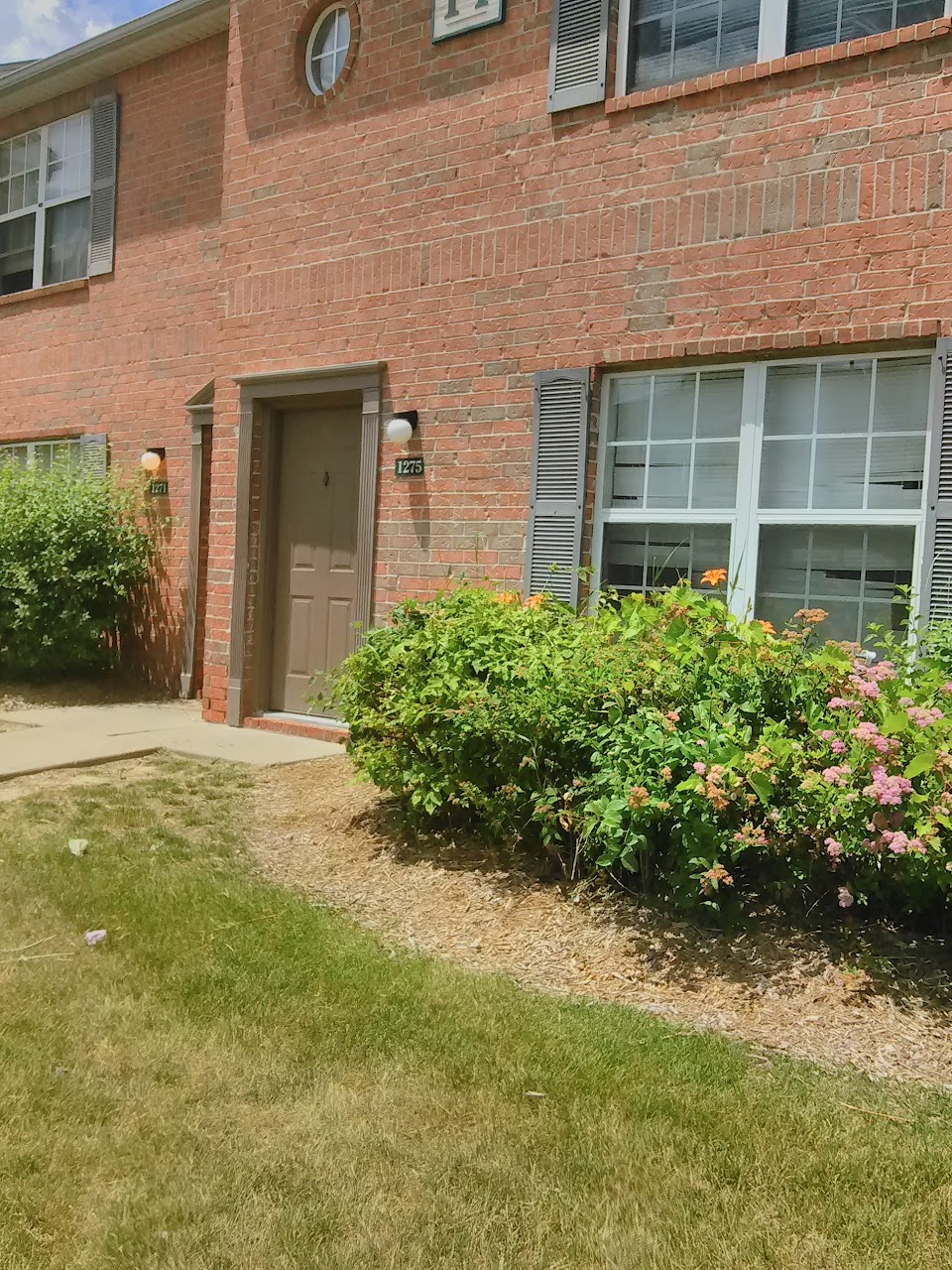 Photo of HURON HEIGHTS APTS. Affordable housing located at 669 WOBURN DR YPSILANTI, MI 48198