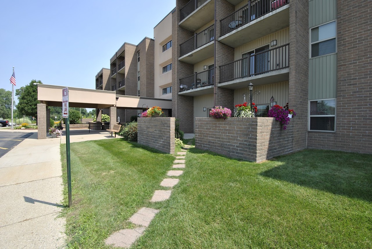 Photo of ELMWOOD PARK. Affordable housing located at 1030 WOODALE DELTA TWP, MI 48917