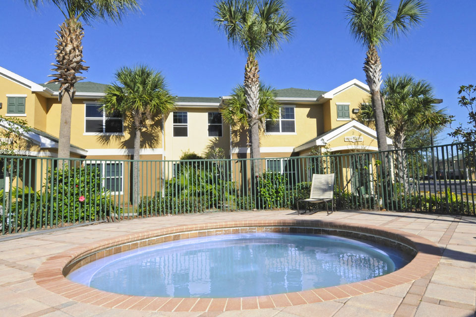 Photo of ROYAL PALM KEY. Affordable housing located at 1111 E FLETCHER AVE TAMPA, FL 33612