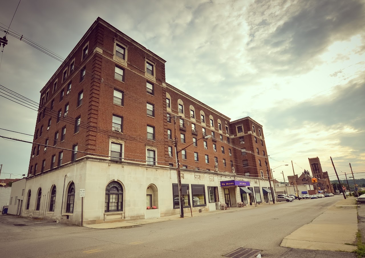 Photo of CASTLETON APTS COMPLEX. Affordable housing located at 134 N MERCER ST NEW CASTLE, PA 16101