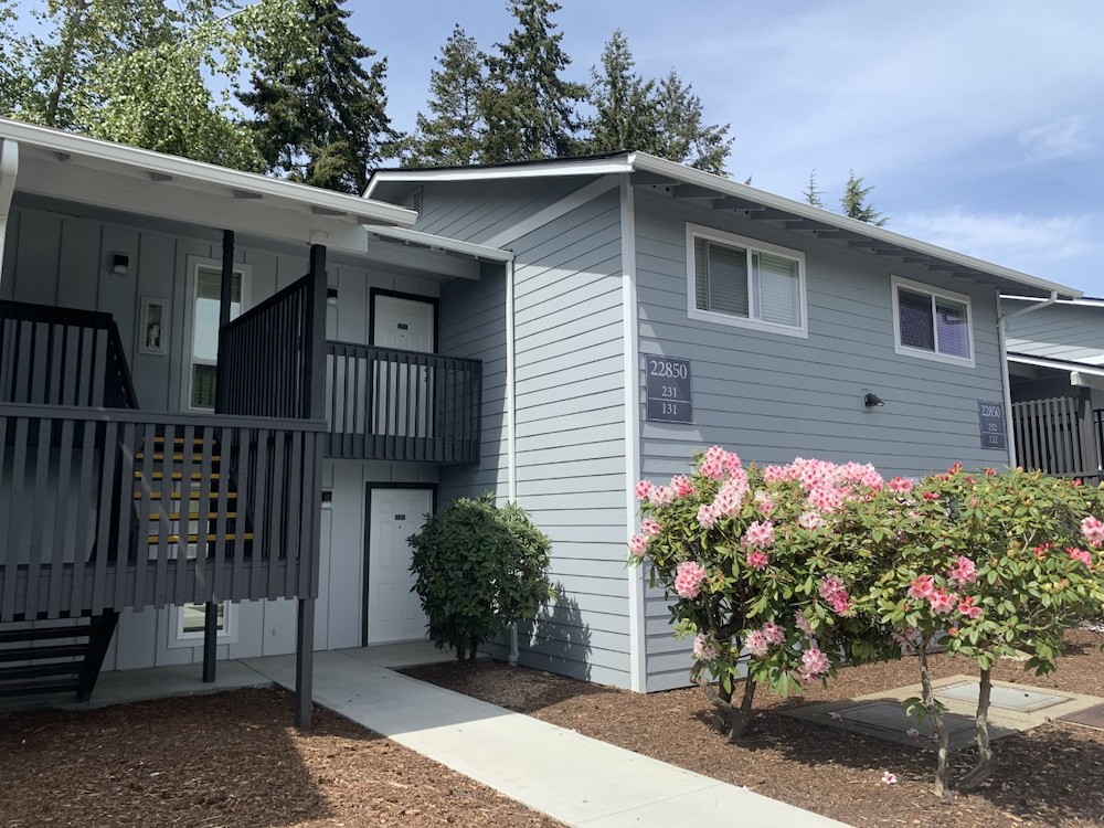 Photo of SILVERWOOD PARK APARTMENTS. Affordable housing located at 23006 30TH AVE. SOUTH DES MOINES, WA 98198