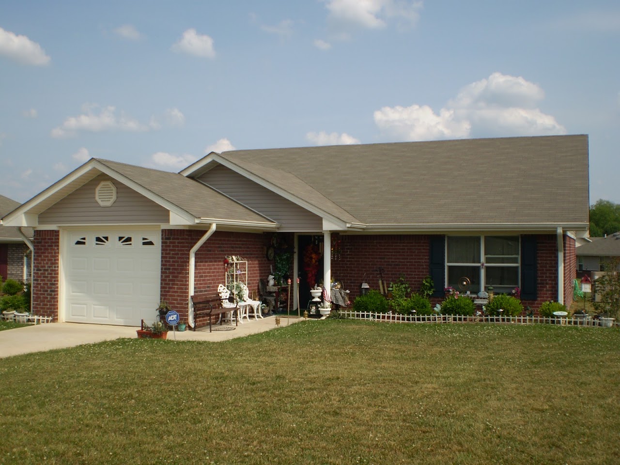 Photo of QUAIL RUN ESTATES. Affordable housing located at 198 FALCON DR MCMINNVILLE, TN 37110