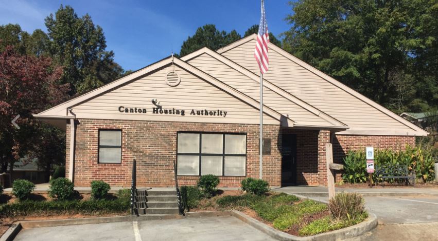 Photo of Housing Authority of the City of Canton. Affordable housing located at 1400 OAKSIDE Drive CANTON, GA 30114