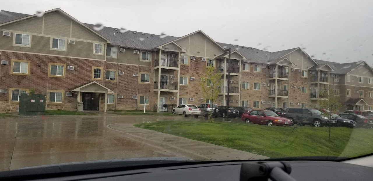 Photo of HILLTOP II. Affordable housing located at 3726 HUBBELL DES MOINES, IA 50317