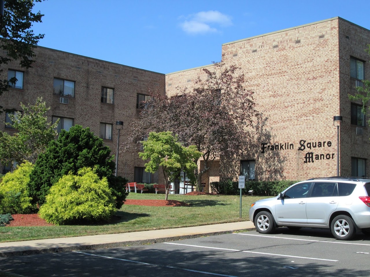 Photo of DEVCON FRANKLIN SQUARE MANOR. Affordable housing located at 120 WHITING ST NEW BRITAIN, CT 06051