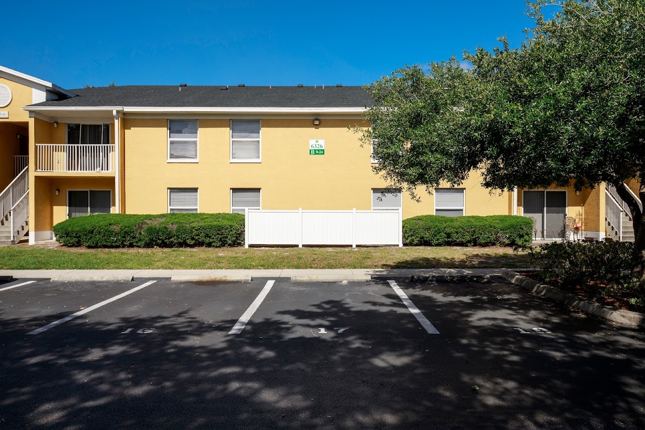 Photo of ELM LAKE. Affordable housing located at 6318 14TH ST E BRADENTON, FL 34203