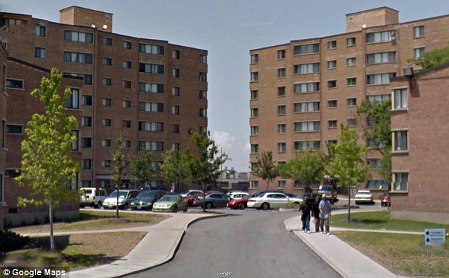 Photo of PARKWAY GARDENS APTS at 6536 S KING DR CHICAGO, IL 60637
