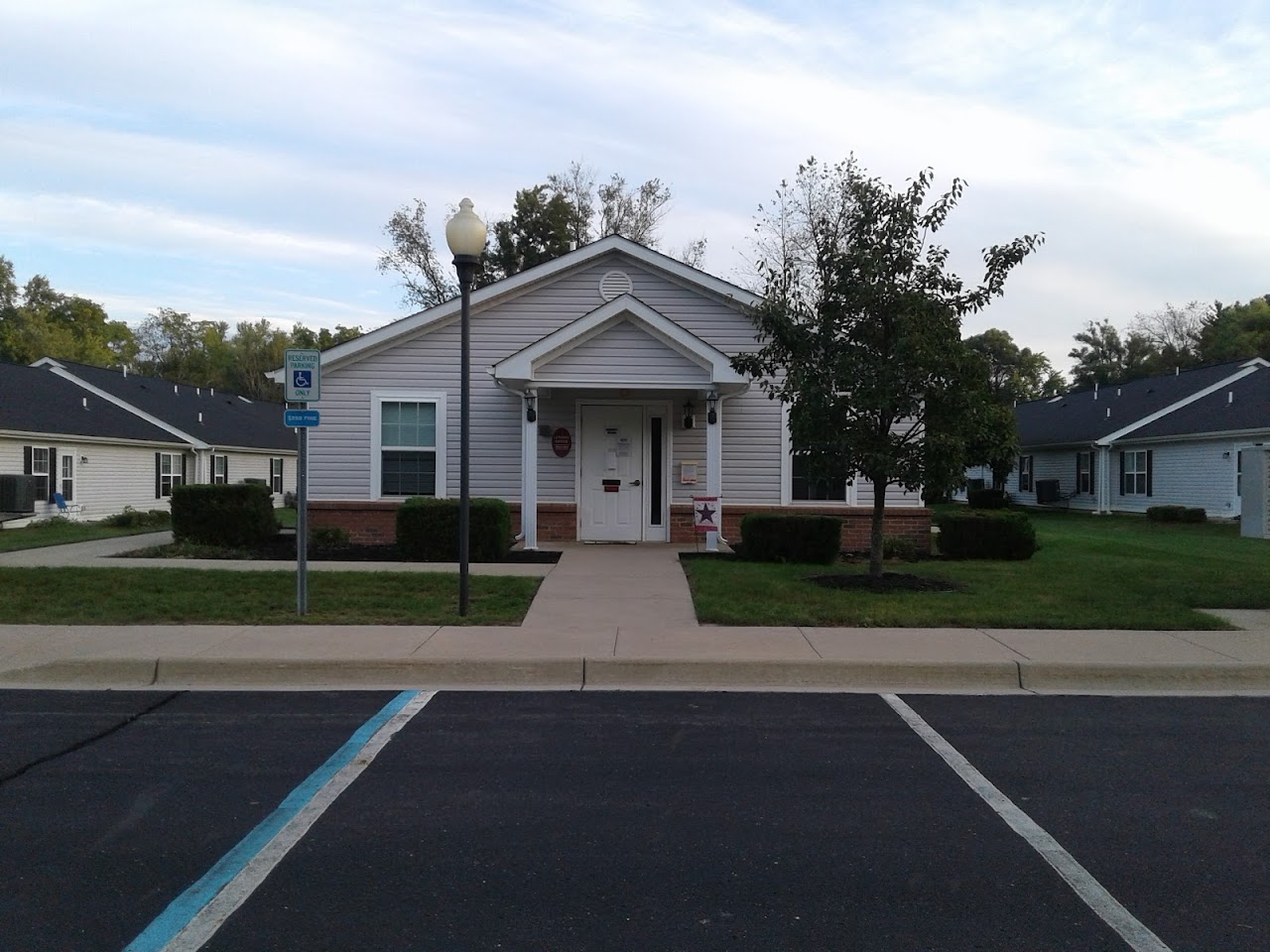 Photo of HAMPTON POINTE. Affordable housing located at 905 11TH ST THREE RIVERS, MI 49093