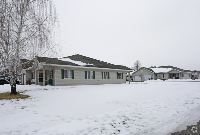 Photo of COTTAGES OF ELLSWORTH. Affordable housing located at 431 W CAIRNS ST ELLSWORTH, WI 54011