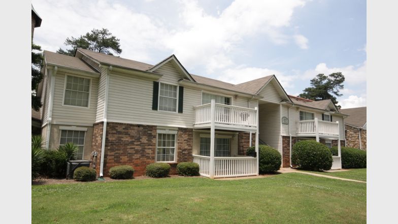 Photo of THORNBERRY APARTMENTS. Affordable housing located at 2435 AYLESBURY LOOP DECATUR, GA 30034