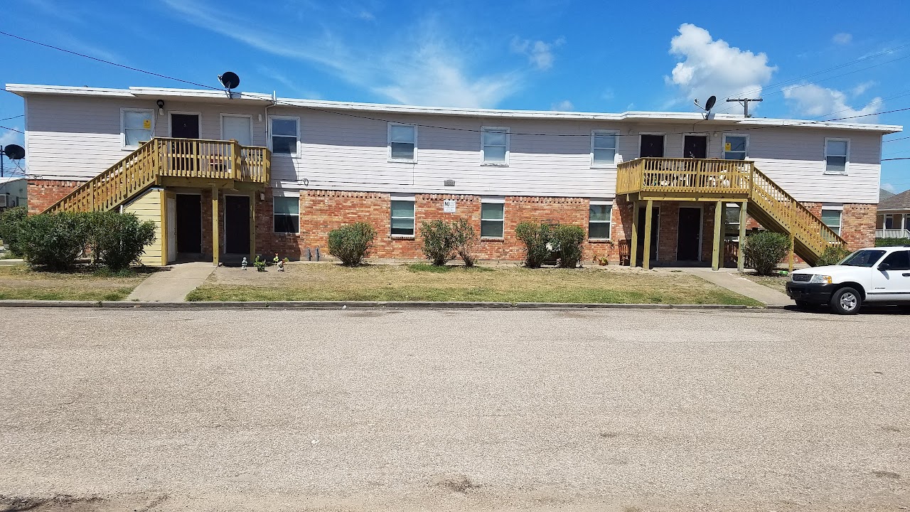 Photo of SEALY APTS. Affordable housing located at 2802 SEALY ST GALVESTON, TX 77550