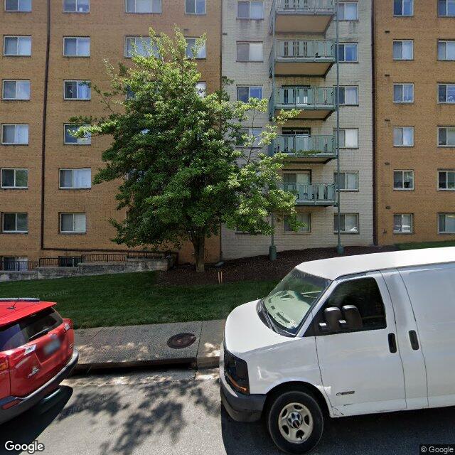 Photo of HARVEY HALL. Affordable housing located at 850 S GREENBRIER ST ARLINGTON, VA 22204