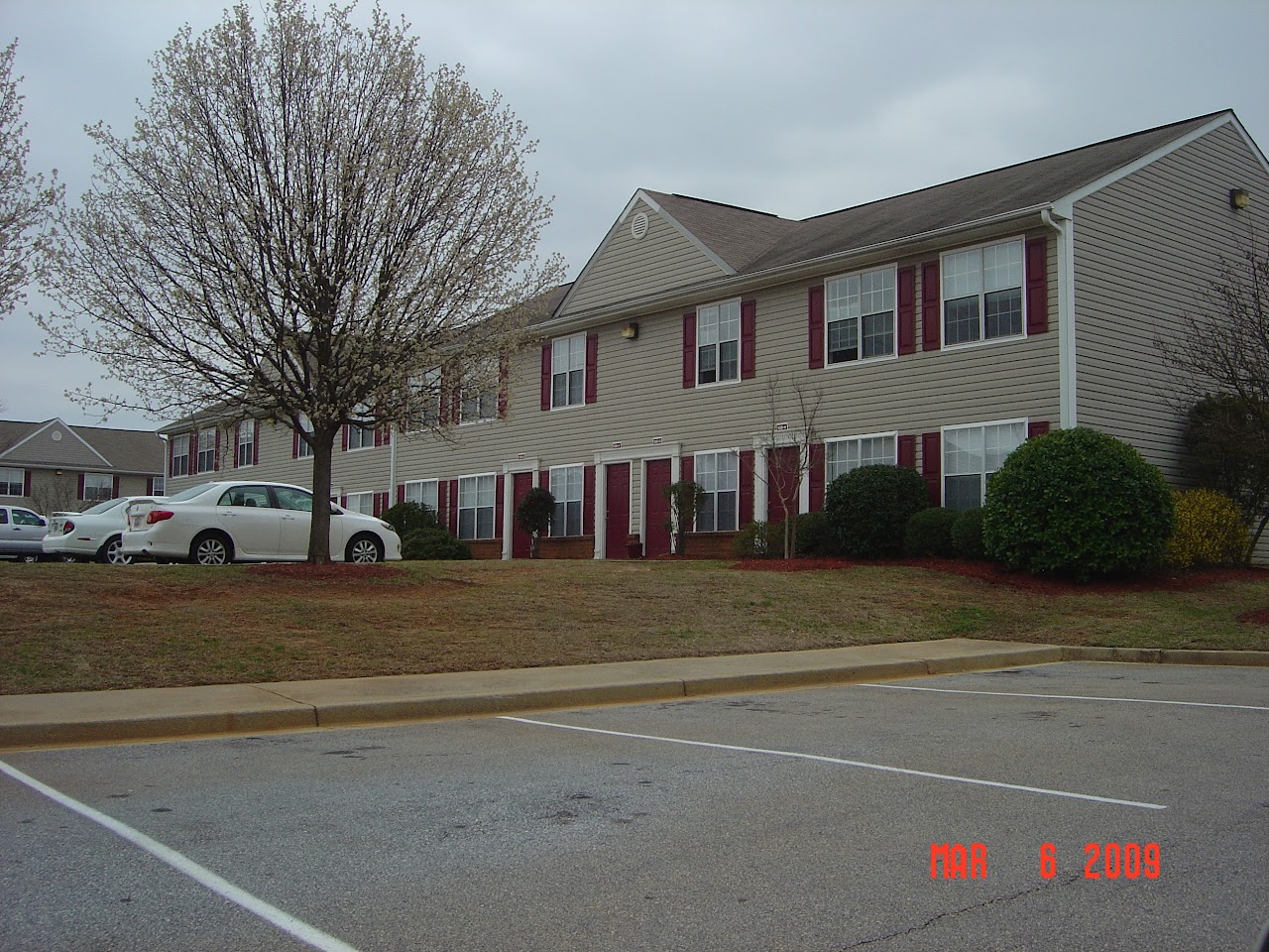 Photo of CREEKSIDE APTS. Affordable housing located at 100 PEBBLE BROOK CT EASLEY, SC 29642
