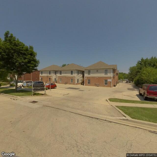 Photo of CANTERBURY PLACE at 615 MEADOW CREEK DR DEKALB, IL 60115