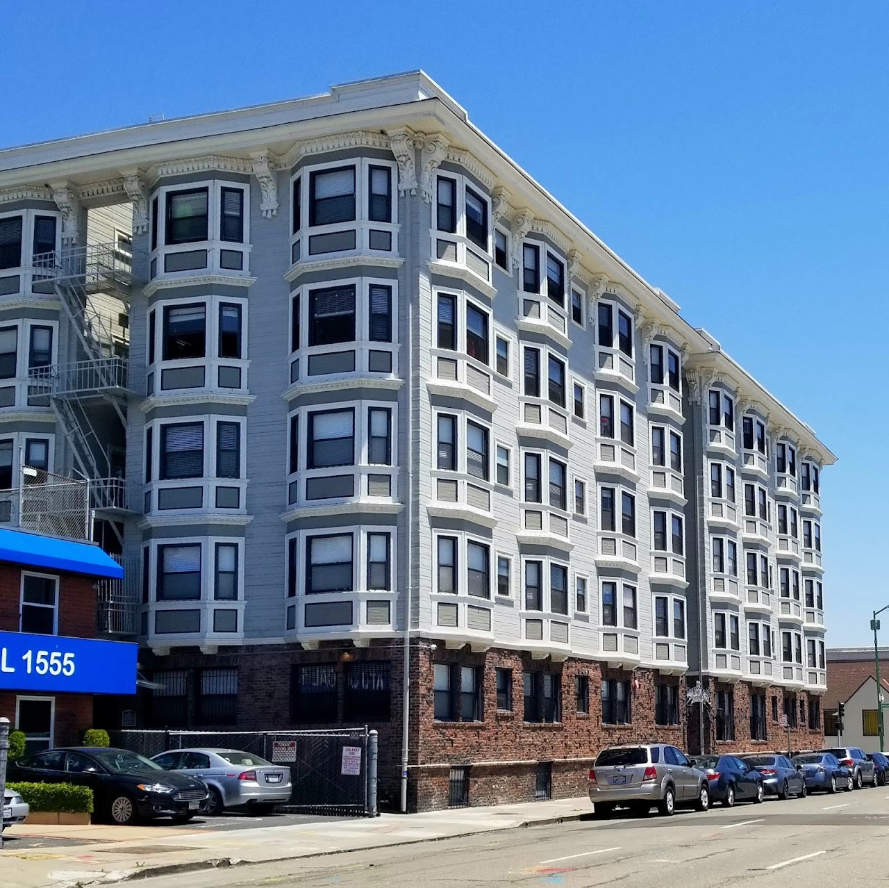 Photo of MADISON PARK APARTMENTS at 100 9TH STREET OAKLAND, CA 94607