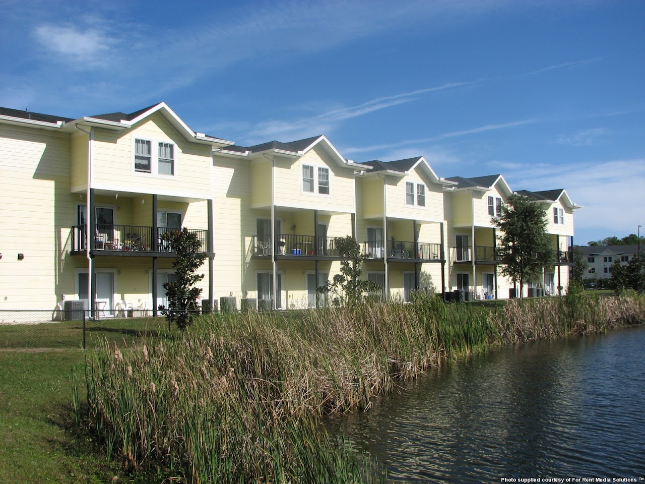 Photo of SUMMER BREEZE AT SUMMERSET VILLAGE. Affordable housing located at 305 SUMMER BREEZE WAY ST AUGUSTINE, FL 32086