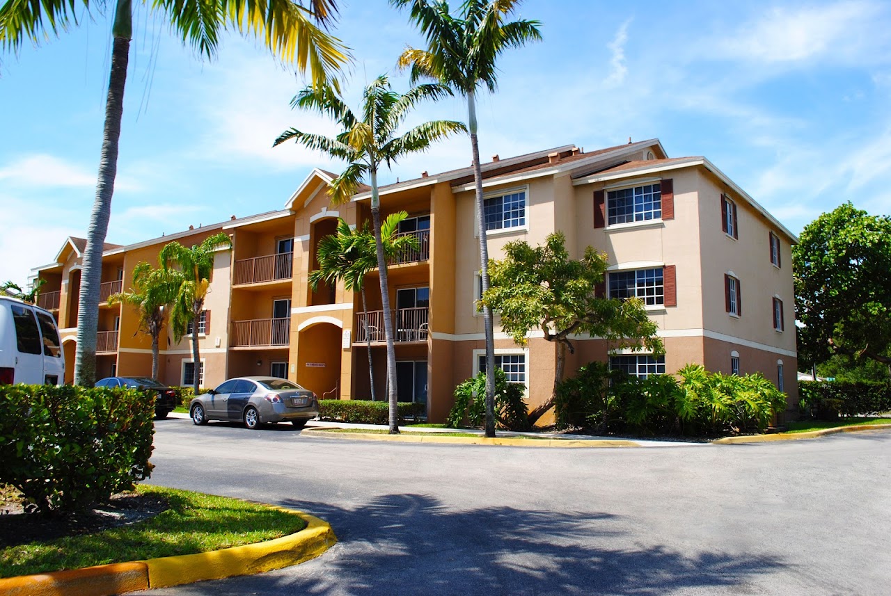 Photo of HIBISCUS POINTE. Affordable housing located at 1274 NW 79TH ST MIAMI, FL 33147