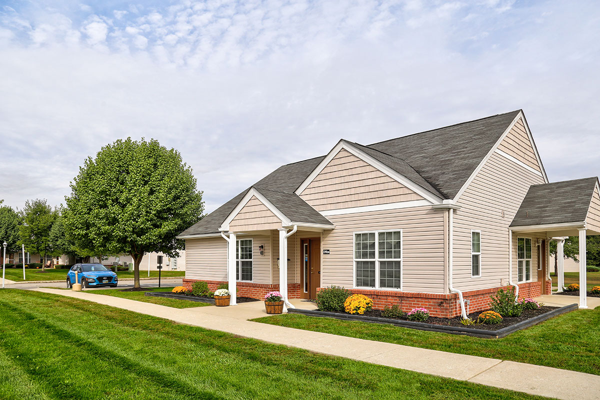 Photo of FOX RUN CROSSING. Affordable housing located at 206 BEAVER CREEK RD PIKETON, OH 