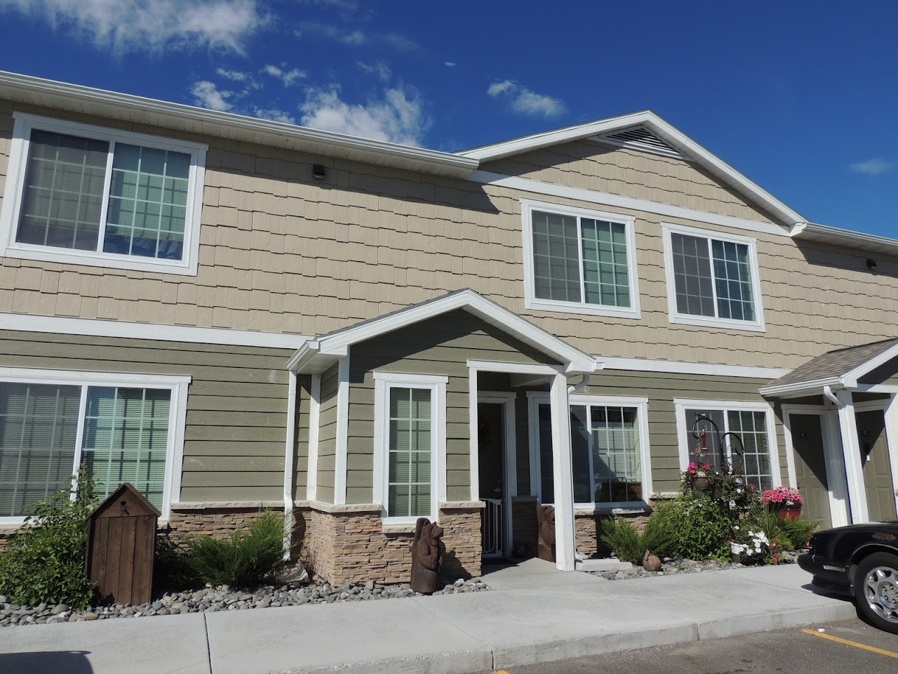 Photo of CEDAR BLUFF APARTMENTS. Affordable housing located at 2732 COUGAR AVENUE CODY, WY 82414