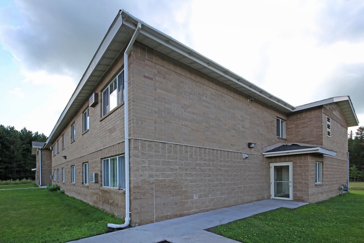 Photo of COUNTRY TERRACE LLLP. Affordable housing located at 432 PINE AVENUE MOTLEY, MN 56466