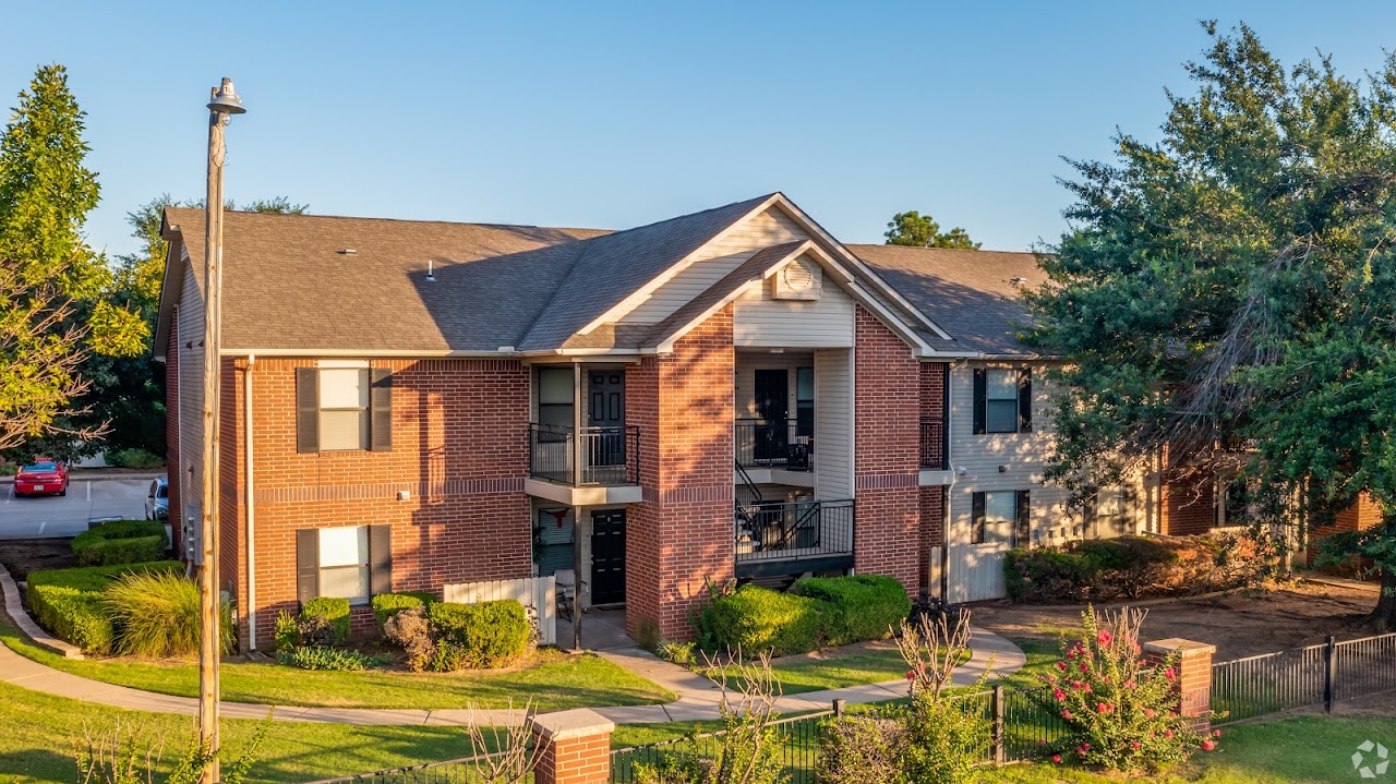Photo of CHAPEL RIDGE OF NORMAN. Affordable housing located at 1900 RENAISSANCE DR NORMAN, OK 73071