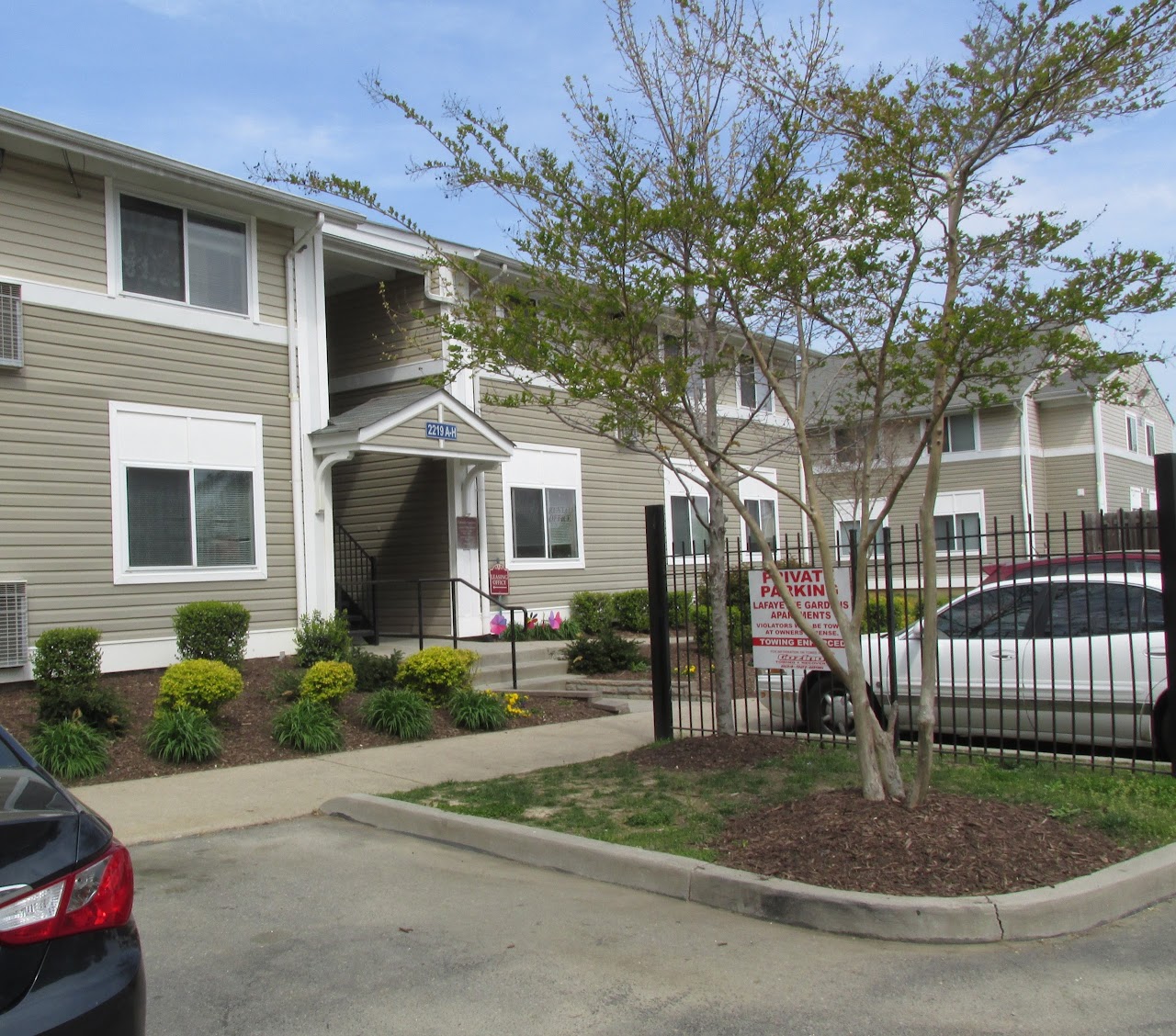 Photo of LAFAYETTE GARDENS. Affordable housing located at 2219 RUFFIN RD RICHMOND, VA 23234