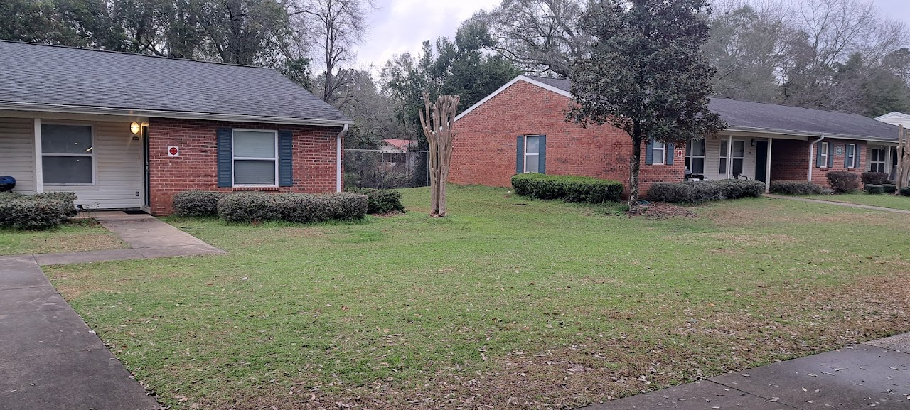 Photo of GRACELAND MANOR. Affordable housing located at 5445 BROWN ST GRACEVILLE, FL 32440